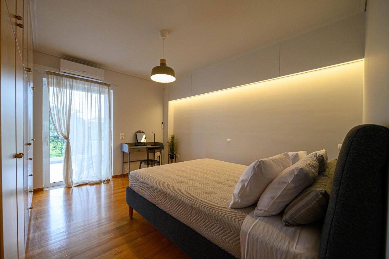 Marine Luxury Apartment Kalamata Exterior foto