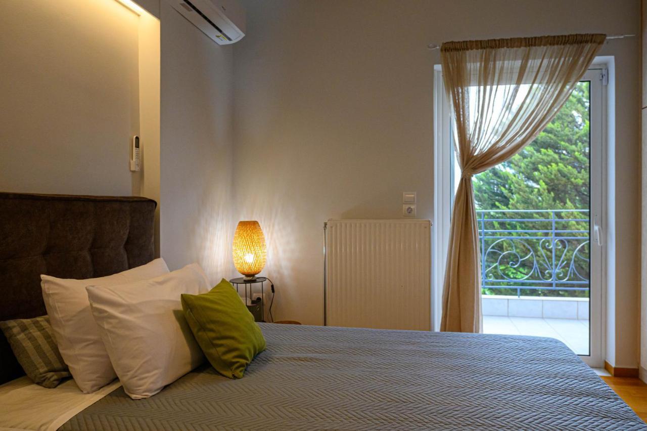 Marine Luxury Apartment Kalamata Exterior foto